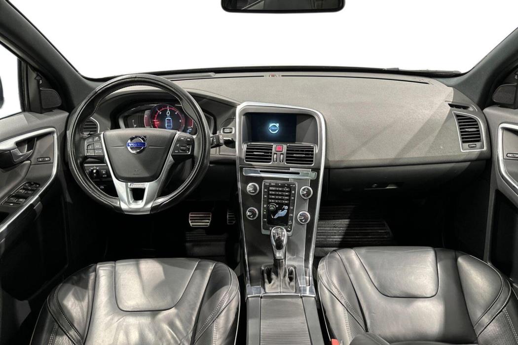 VOLVO XC60 2016