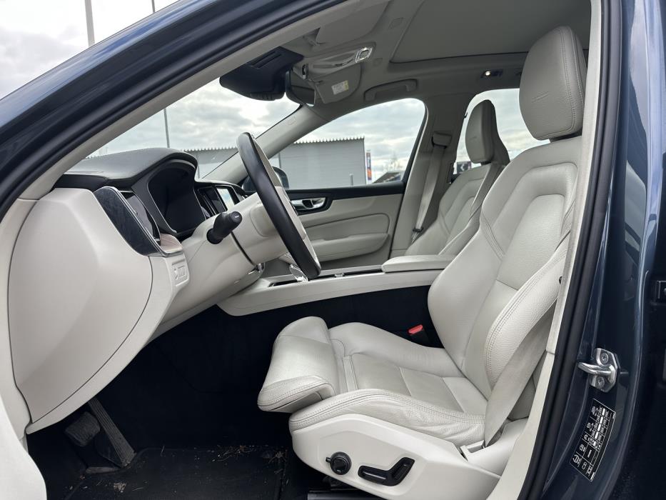 VOLVO XC60 2020