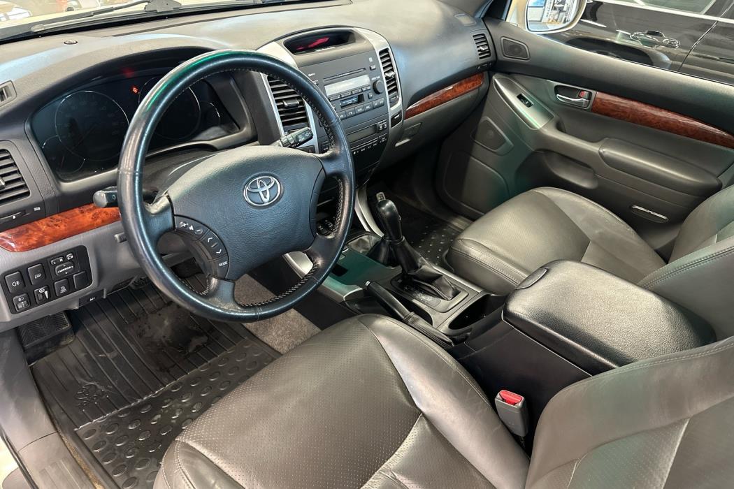TOYOTA Land Cruiser 2008