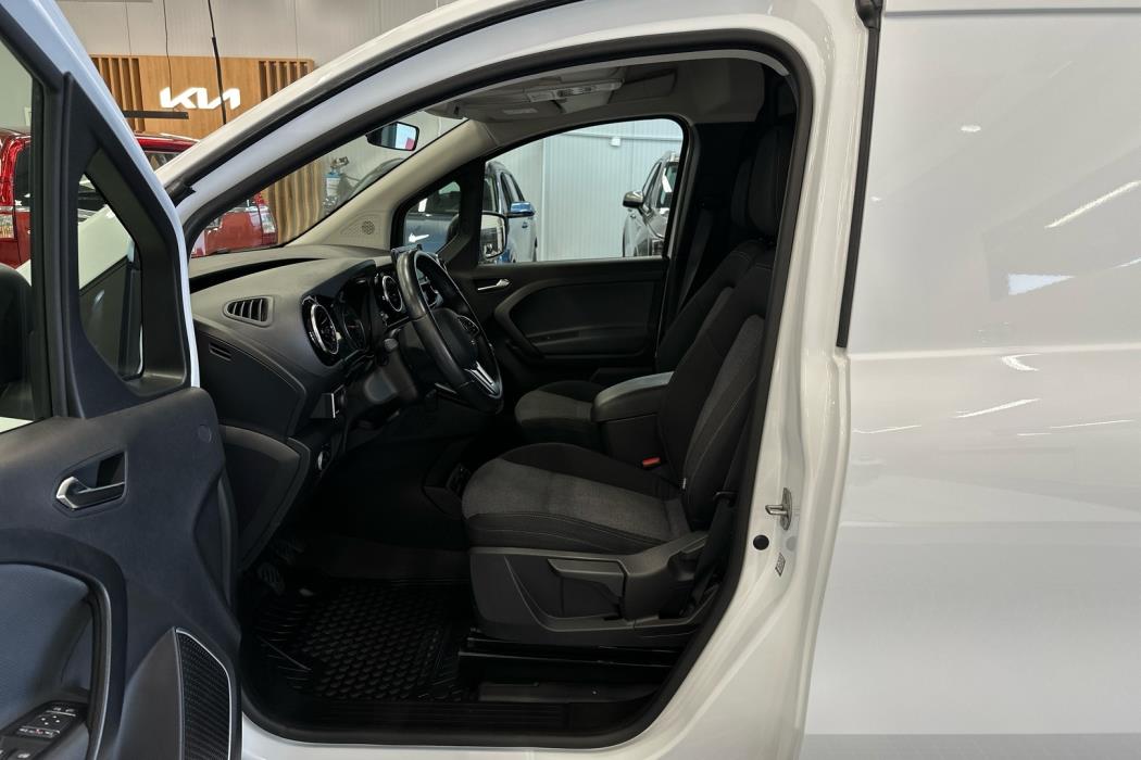 MERCEDES-BENZ Citan 2023