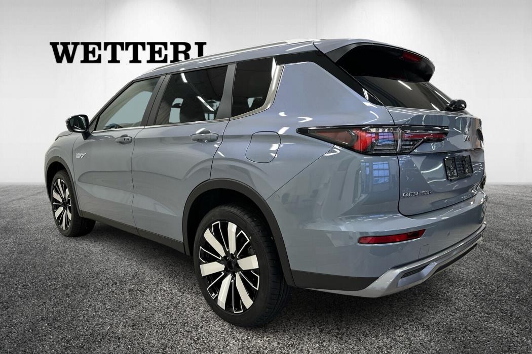 MITSUBISHI Outlander 2026