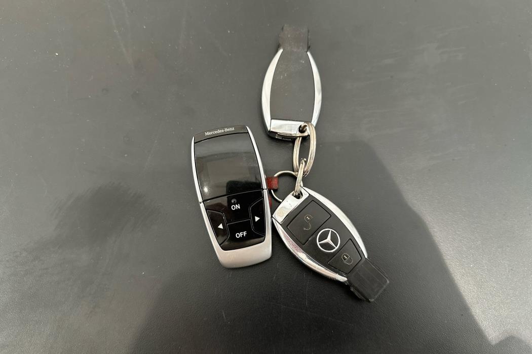 MERCEDES-BENZ A 2016