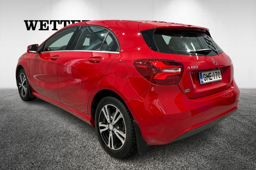 MERCEDES-BENZ A 2016