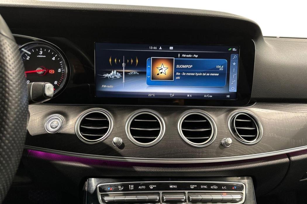 MERCEDES-BENZ E 2017