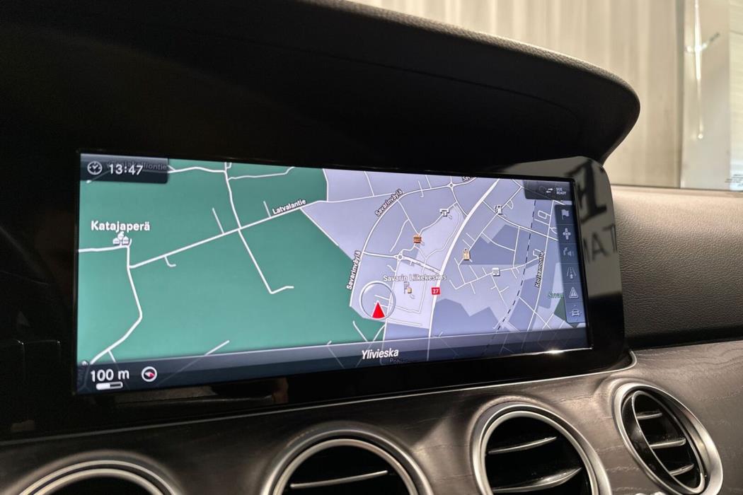 MERCEDES-BENZ E 2017