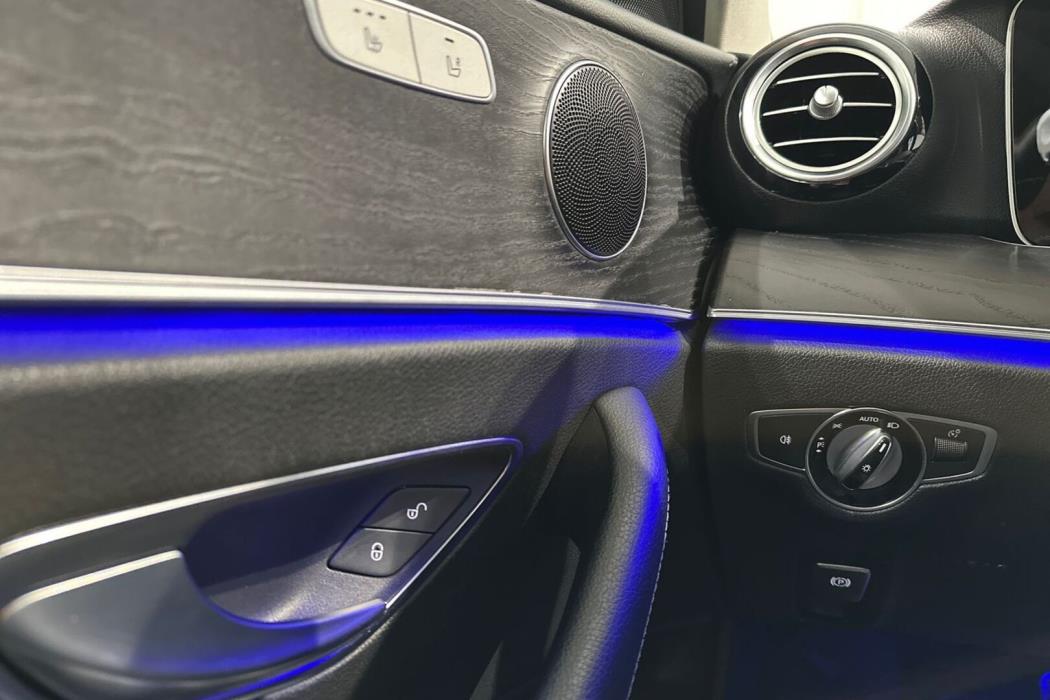 MERCEDES-BENZ E 2017