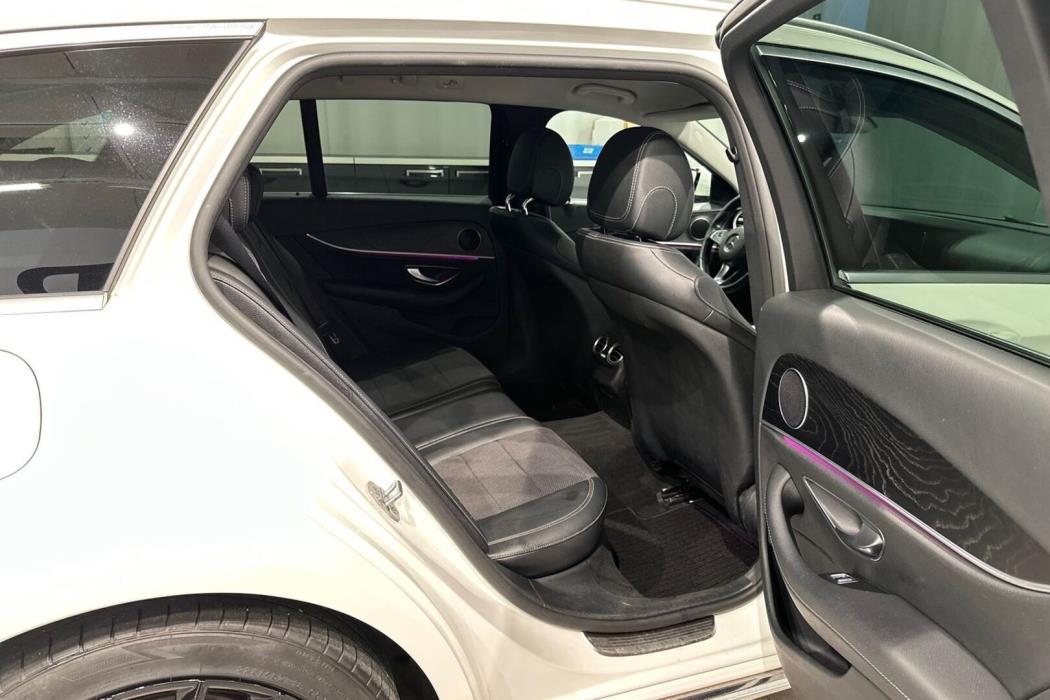 MERCEDES-BENZ E 2017