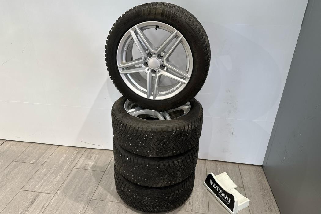 VOLVO V60 2019