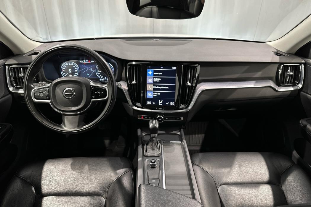 VOLVO V60 2019