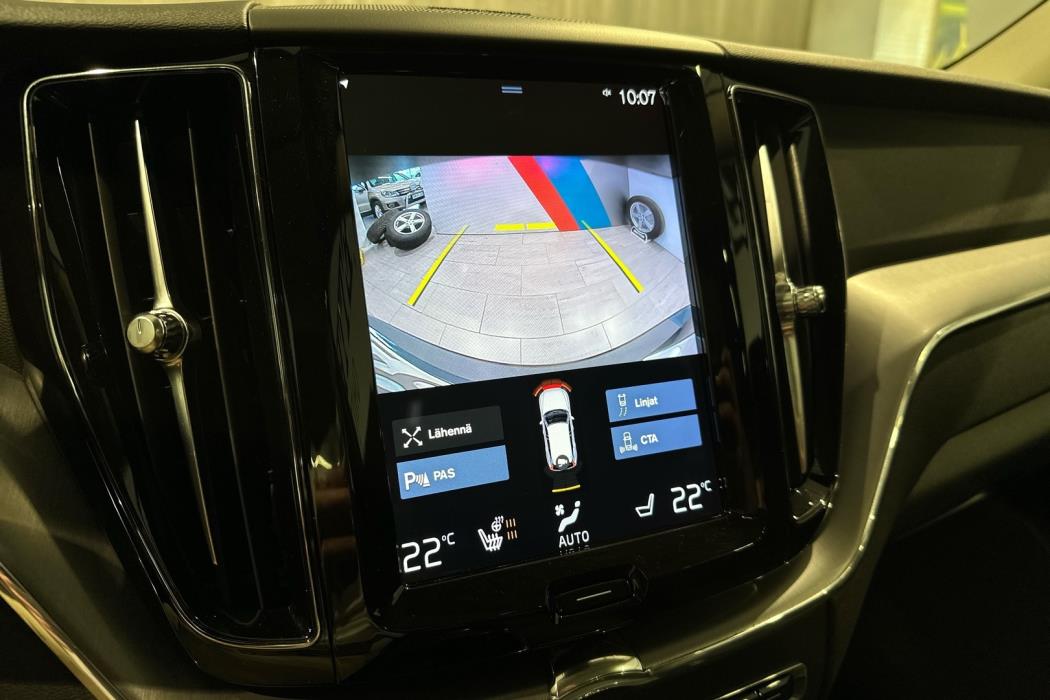 VOLVO XC60 2021