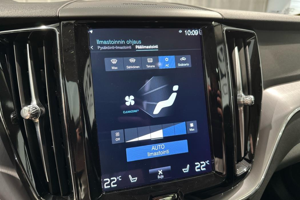 VOLVO XC60 2021