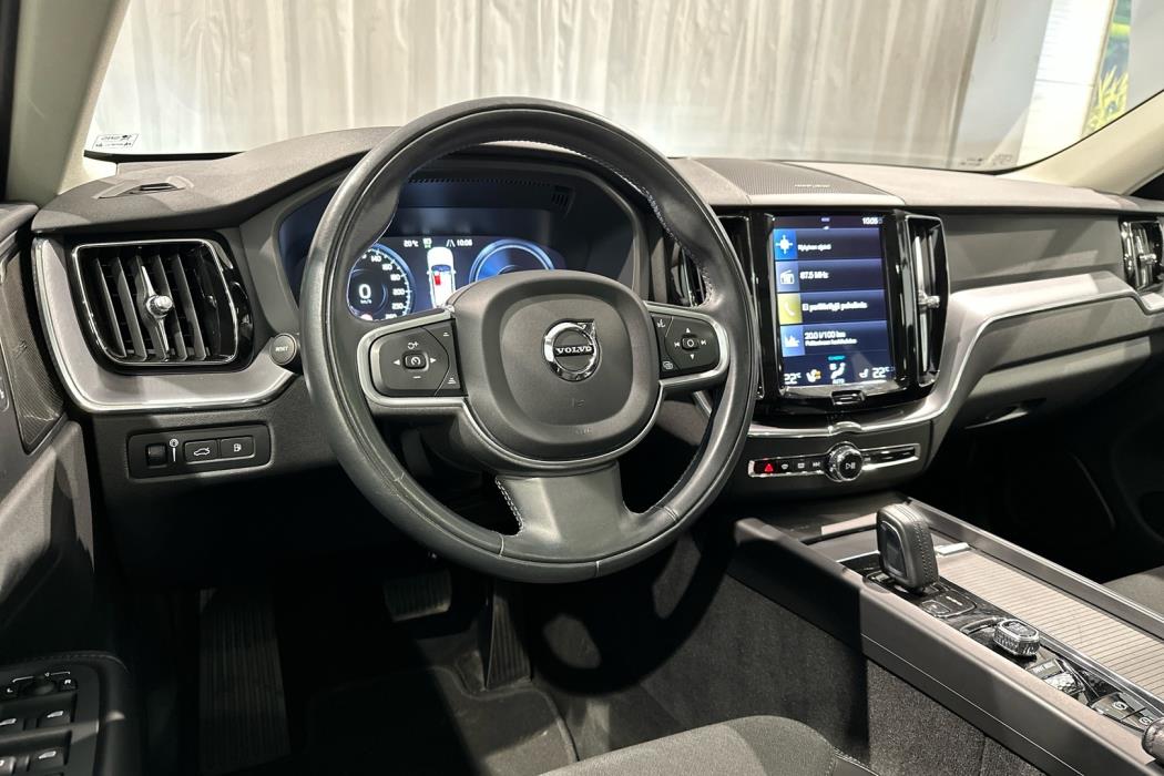 VOLVO XC60 2021