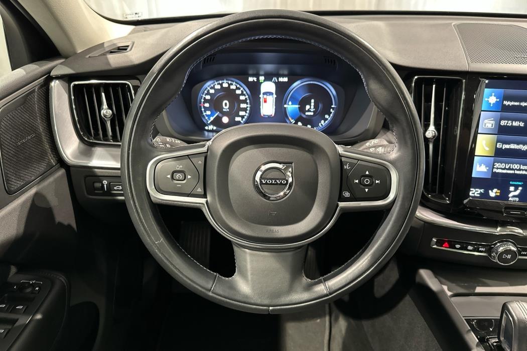 VOLVO XC60 2021