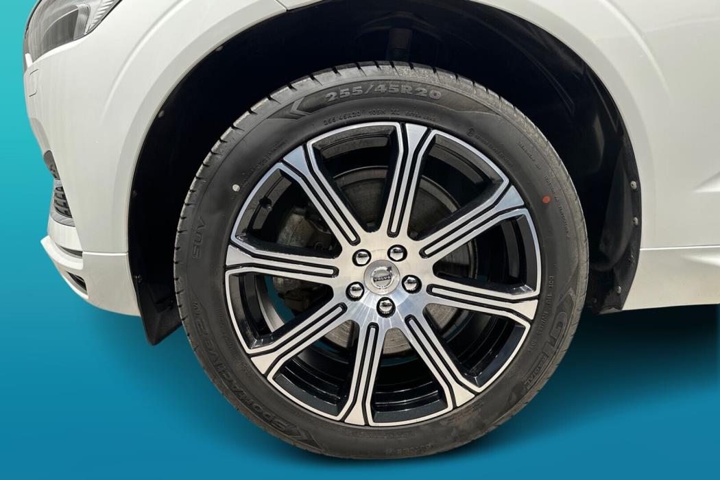 VOLVO XC60 2021