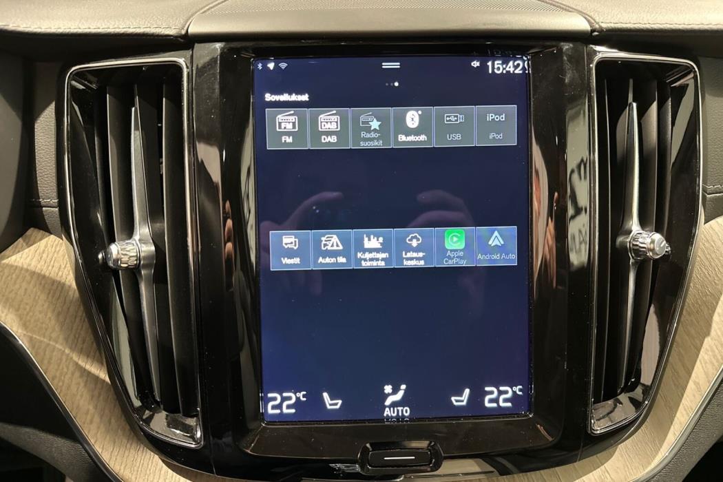 VOLVO XC60 2021