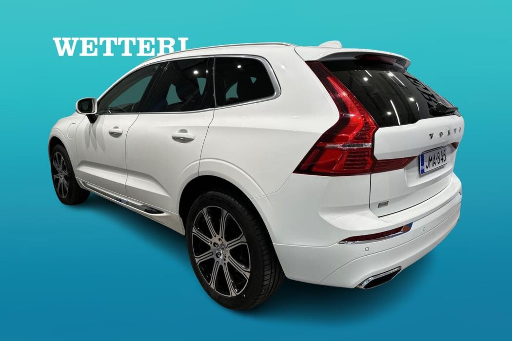 VOLVO XC60 2021