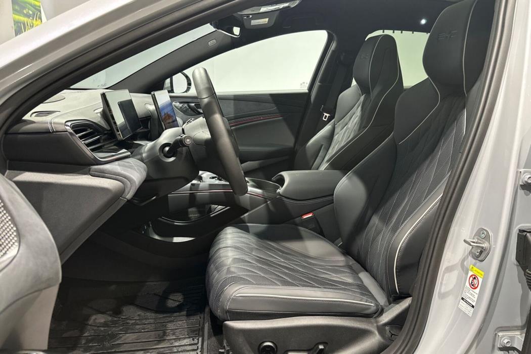 BYD Seal 2025