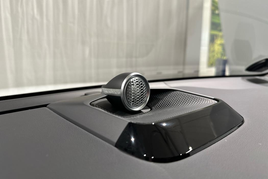 VOLVO EX90 2025