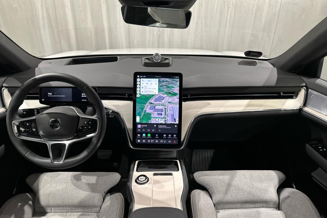 VOLVO EX90 2025