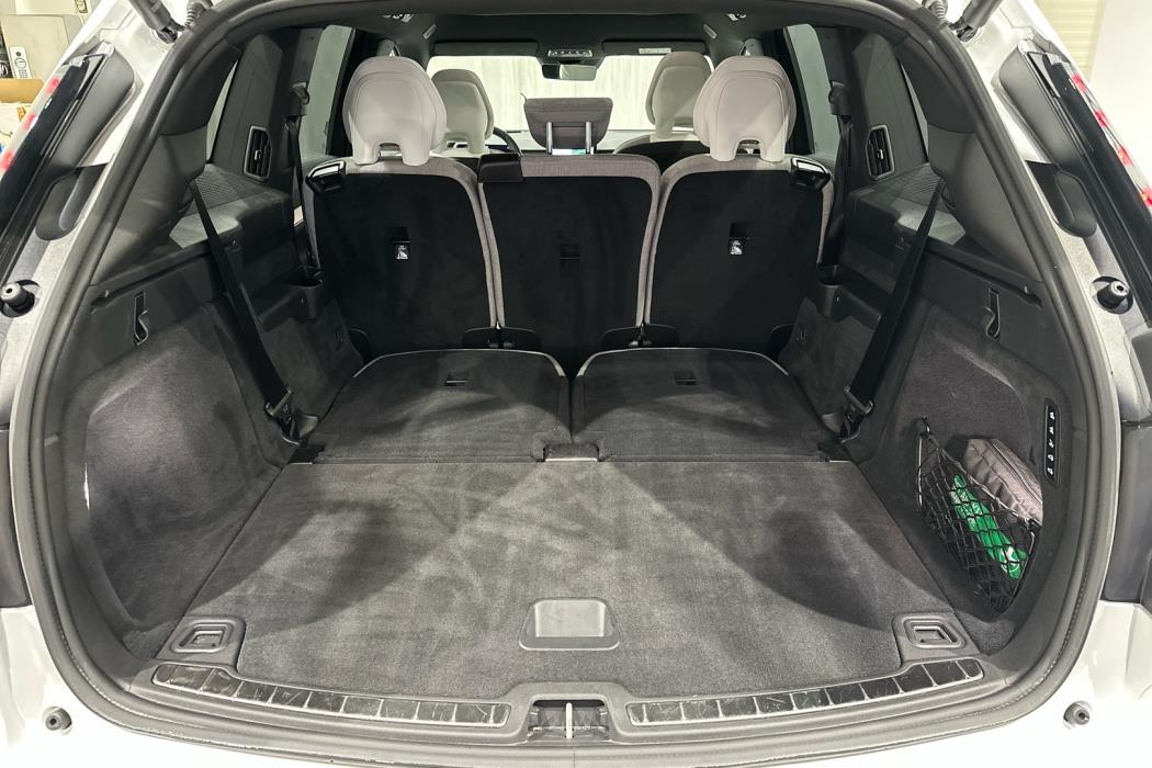 VOLVO EX90 2025