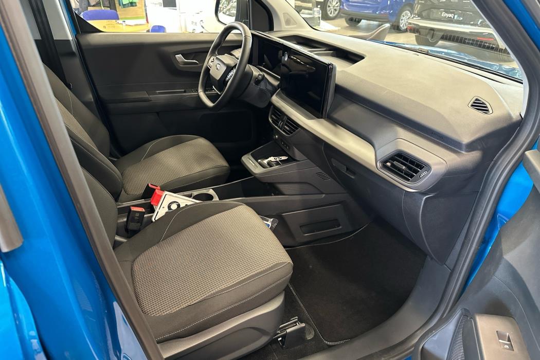 FORD Tourneo Courier 2025