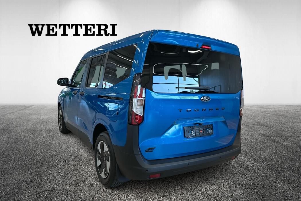 FORD Tourneo Courier 2025