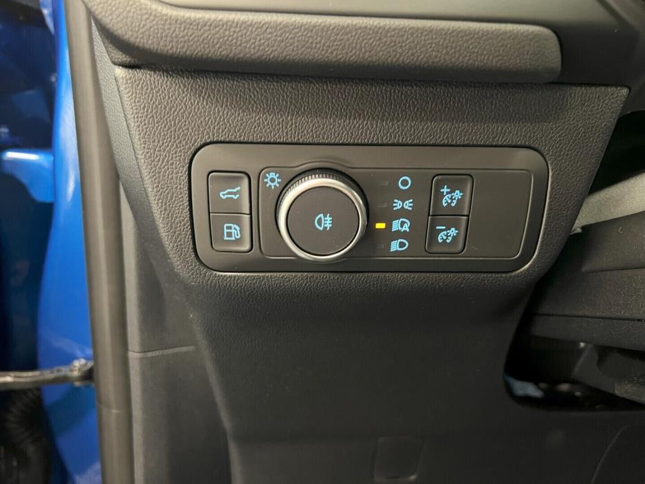 FORD Kuga 2026