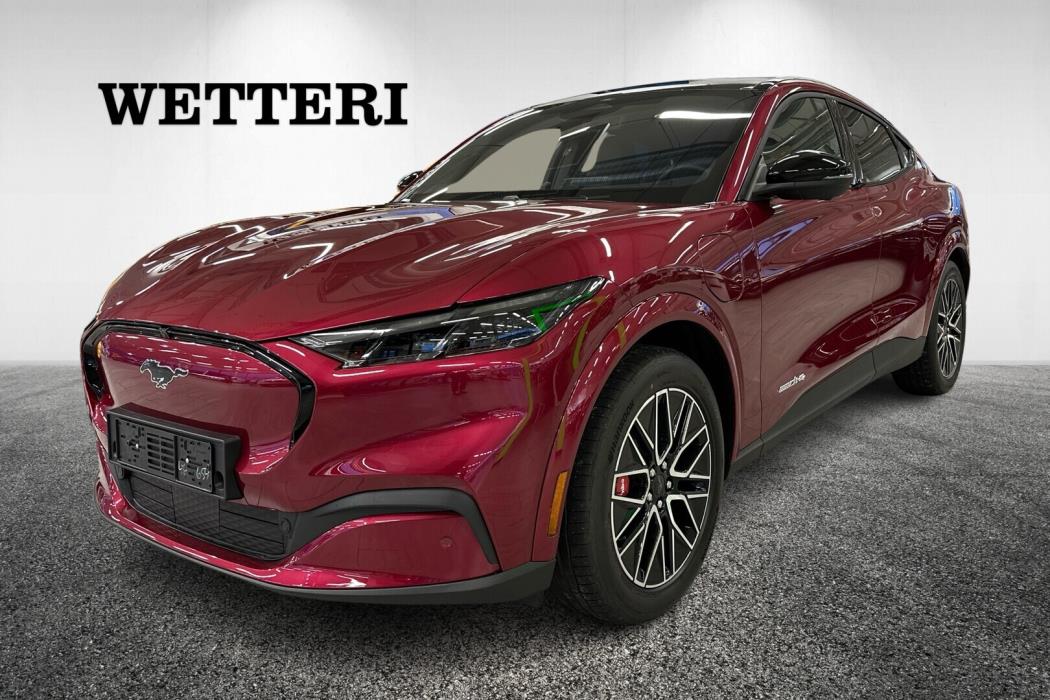 FORD Mustang Mach-E 2025