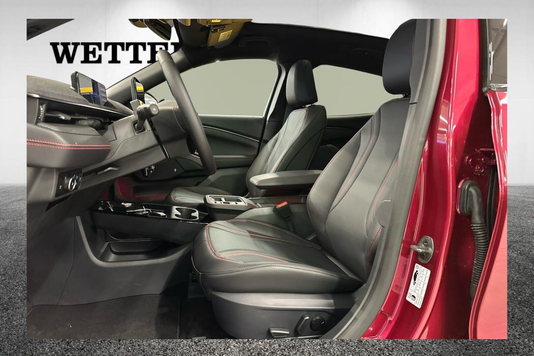 FORD Mustang Mach-E 2025