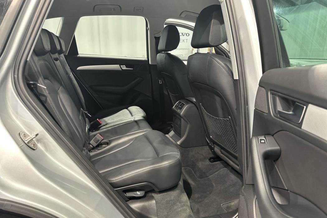 AUDI Q5 2012