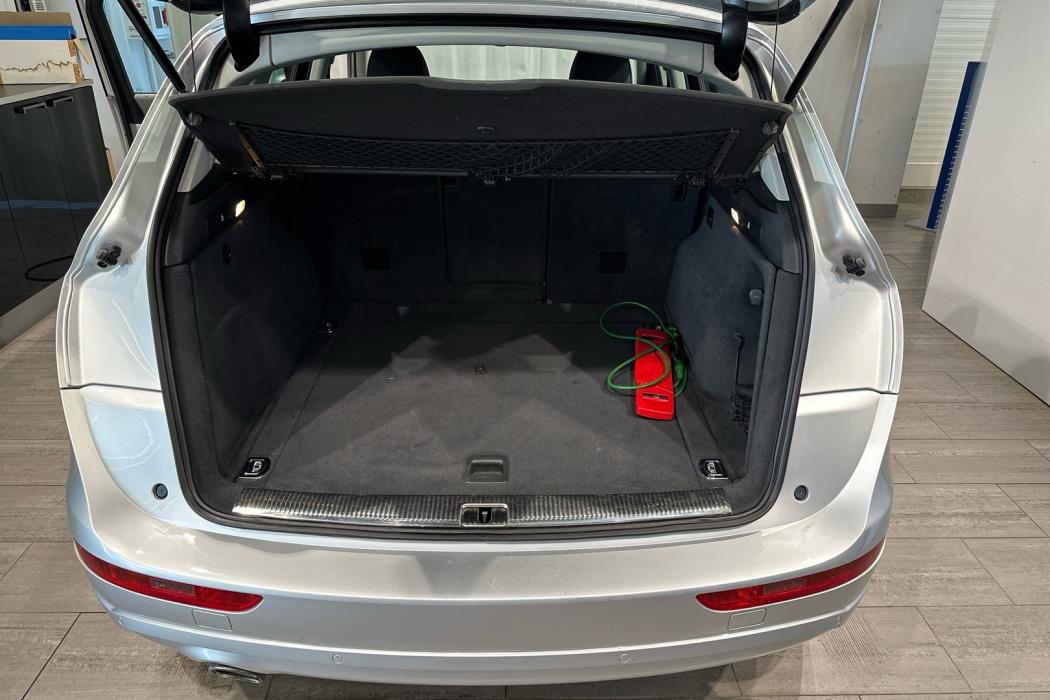AUDI Q5 2012