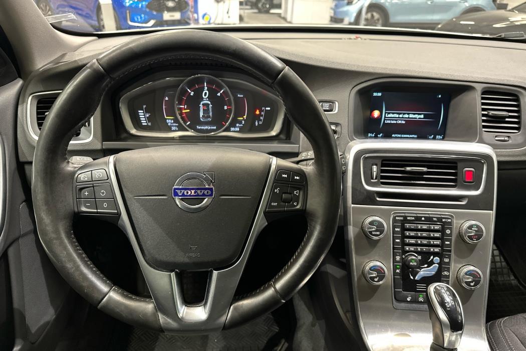 VOLVO V60 Cross Country 2017