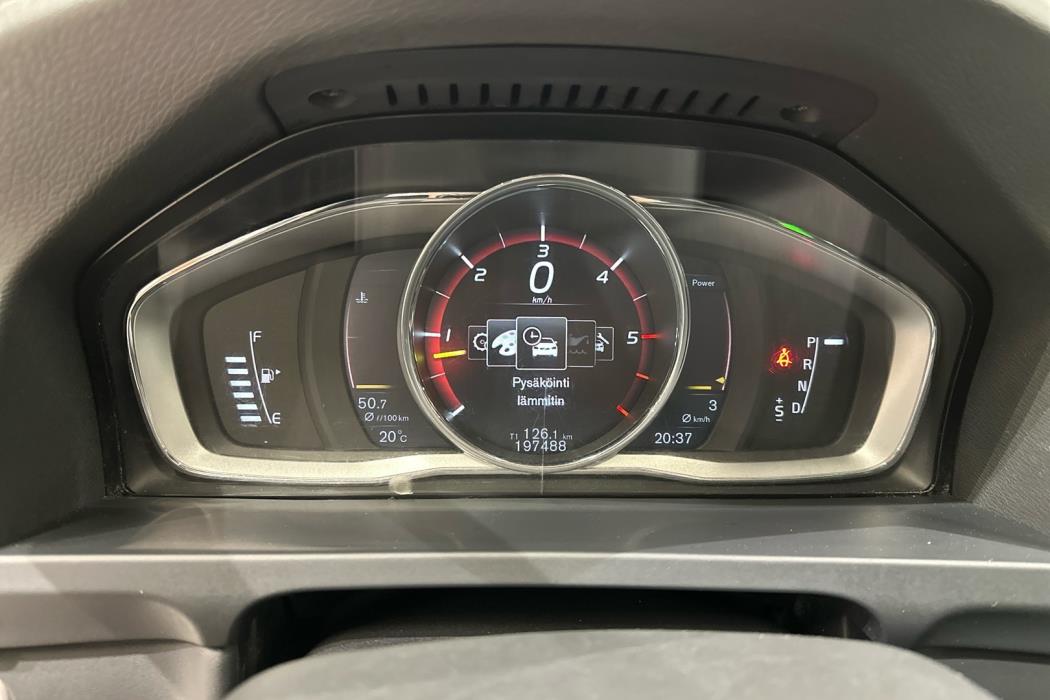 VOLVO V60 Cross Country 2017