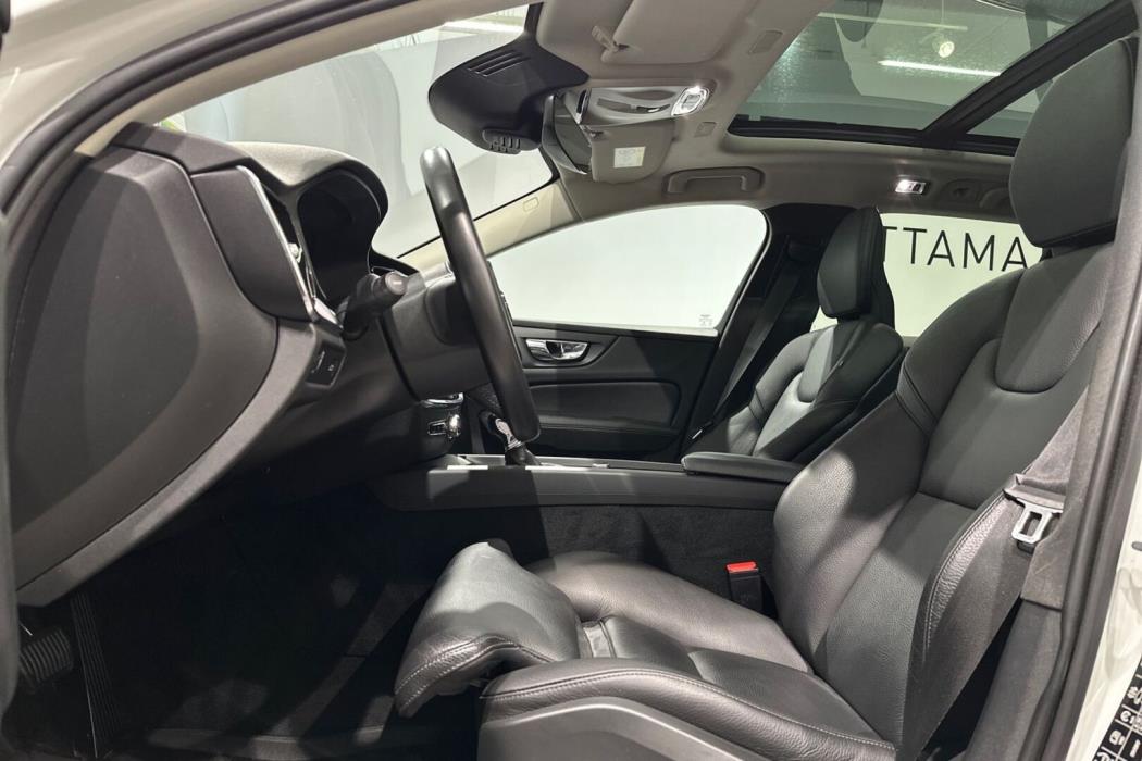 VOLVO V60 2019