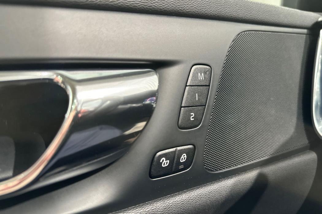 VOLVO V60 2019
