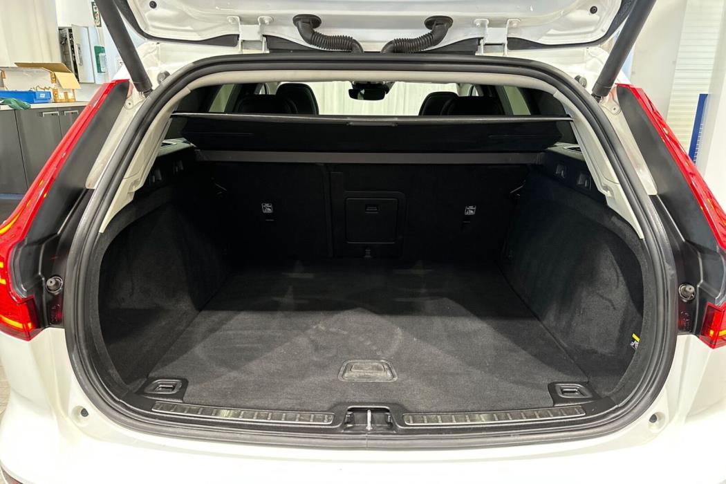 VOLVO V60 2019