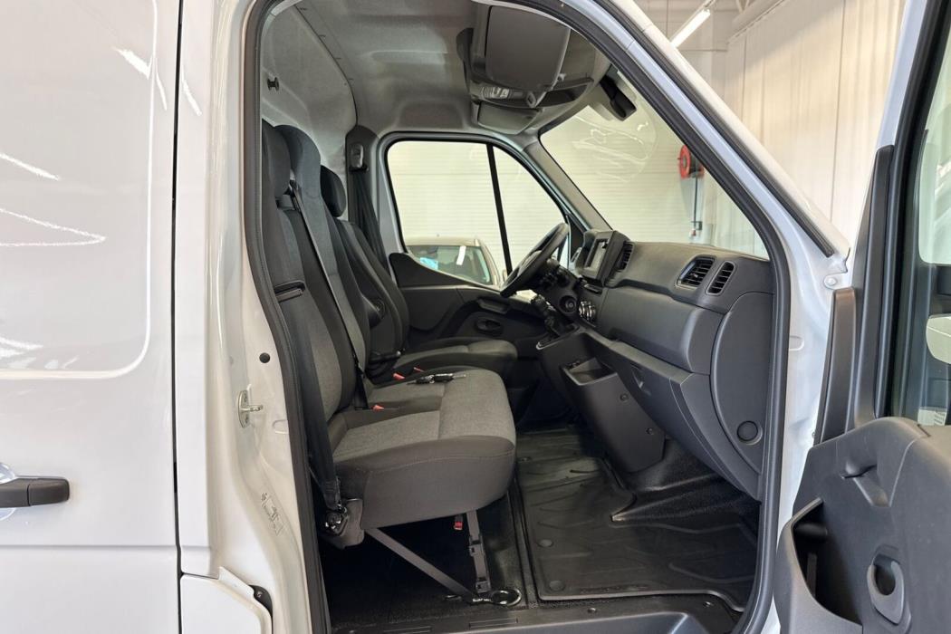 RENAULT Master 2023