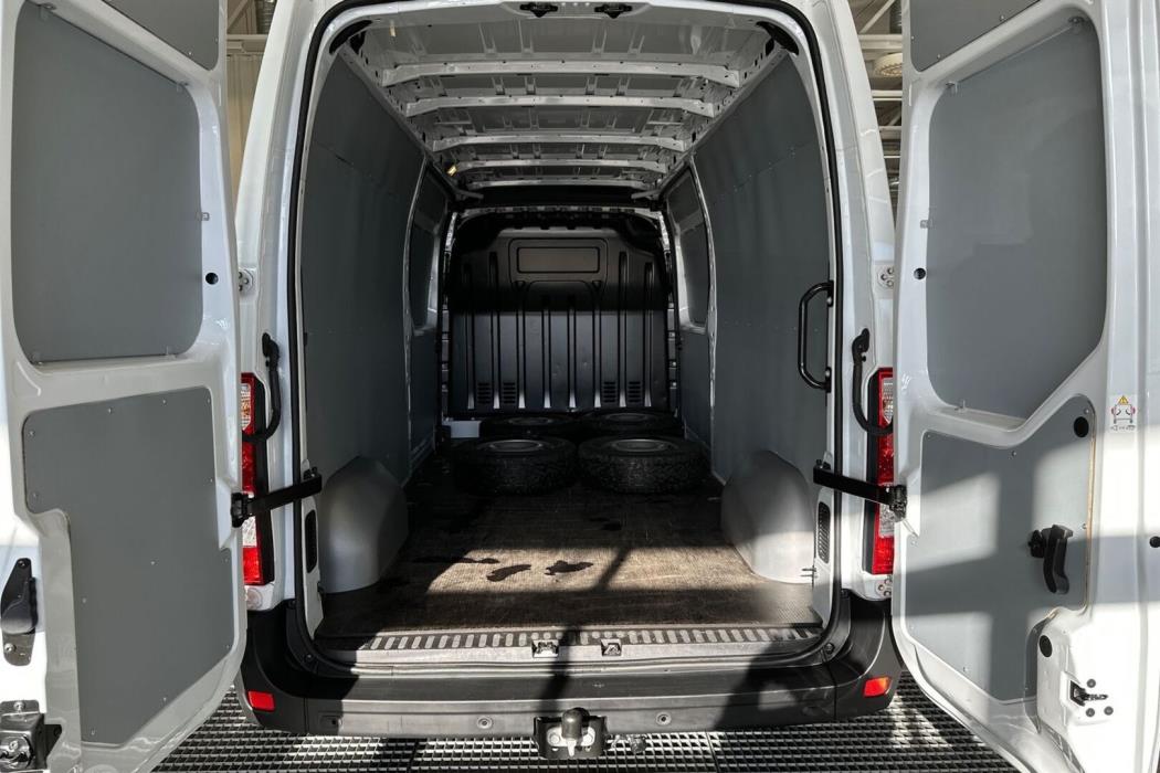 RENAULT Master 2023