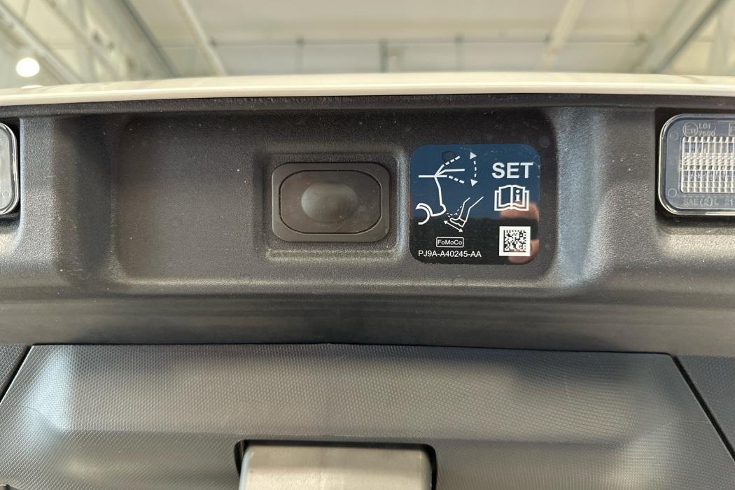 FORD Mustang Mach-E 2025