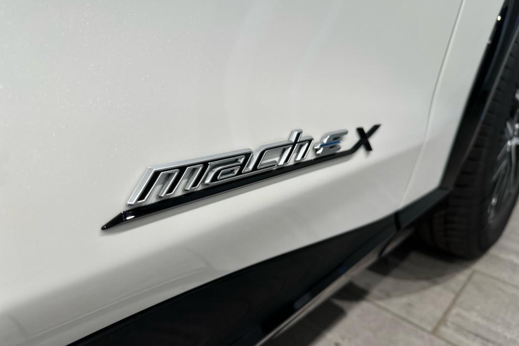 FORD Mustang Mach-E 2025