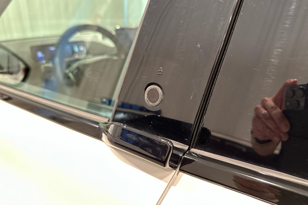 FORD Mustang Mach-E 2025