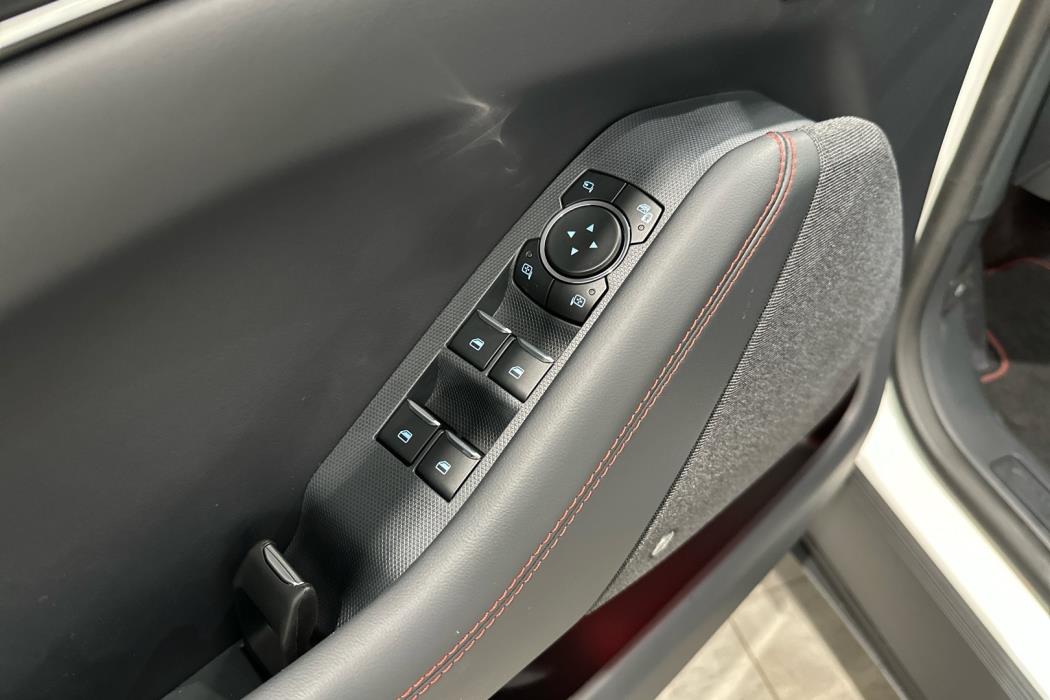 FORD Mustang Mach-E 2025