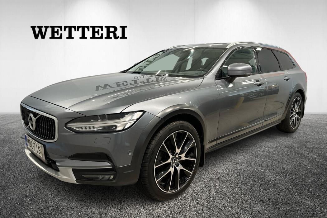 VOLVO V90 Cross Country 2017
