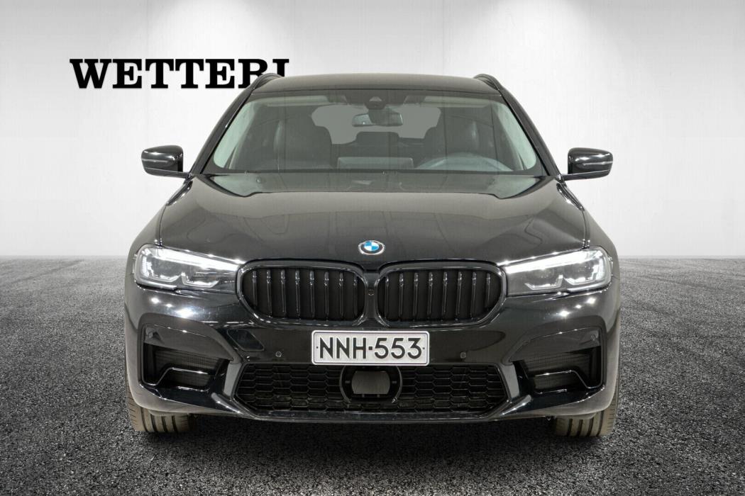 BMW 530 2021