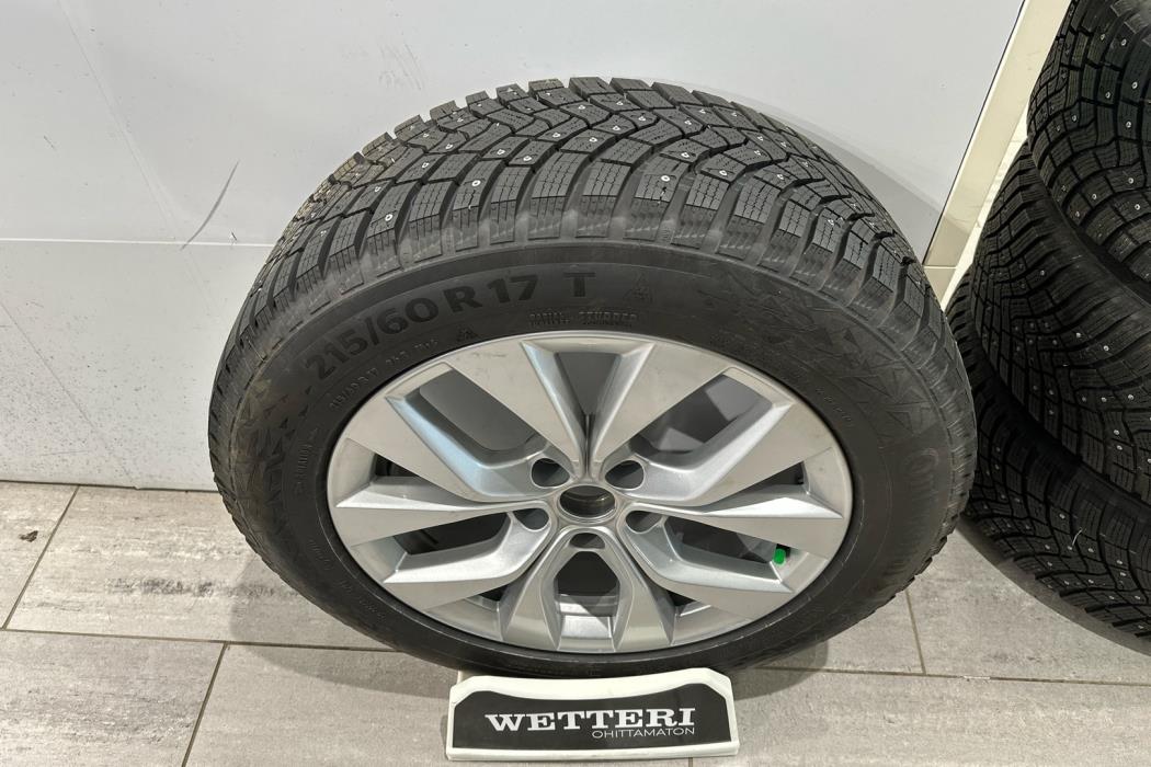 RENAULT Captur 2025