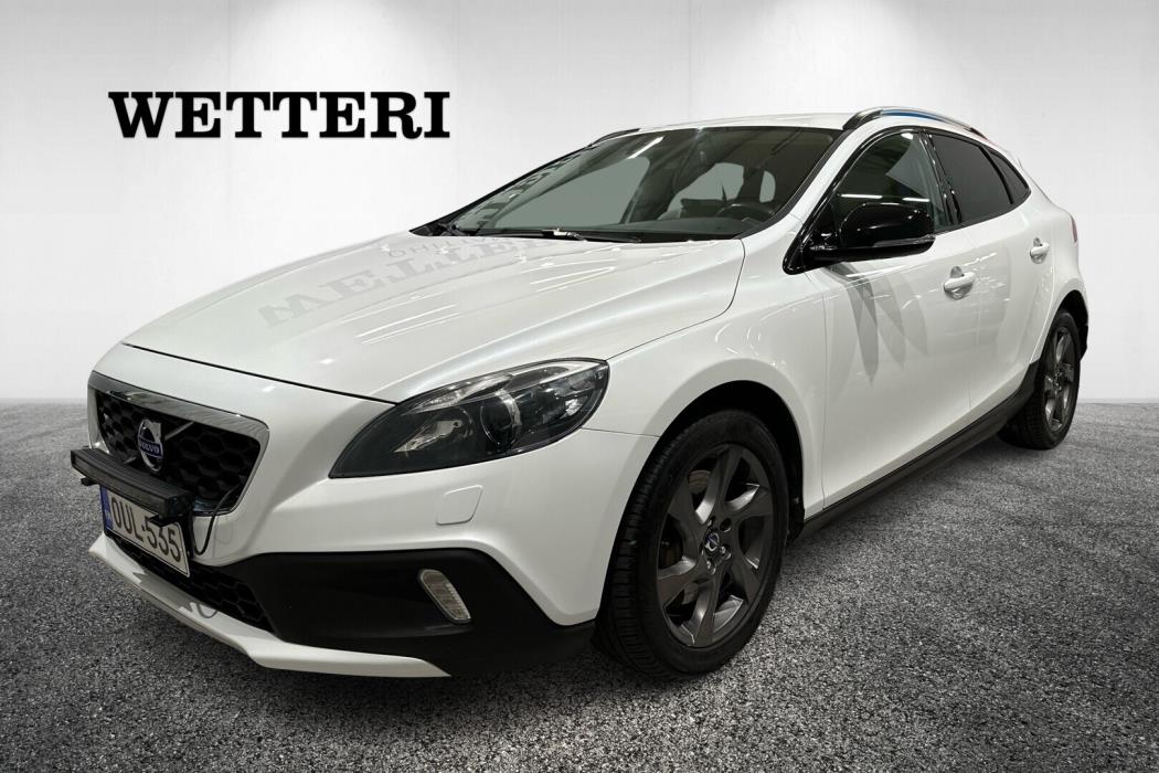 VOLVO V40 Cross Country 2013