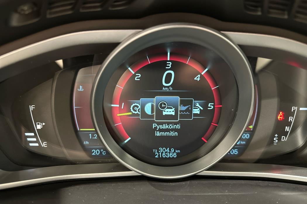 VOLVO V40 Cross Country 2013