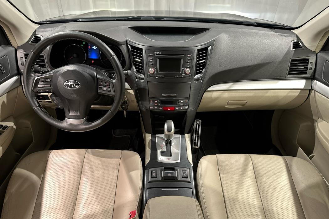 SUBARU Outback 2014
