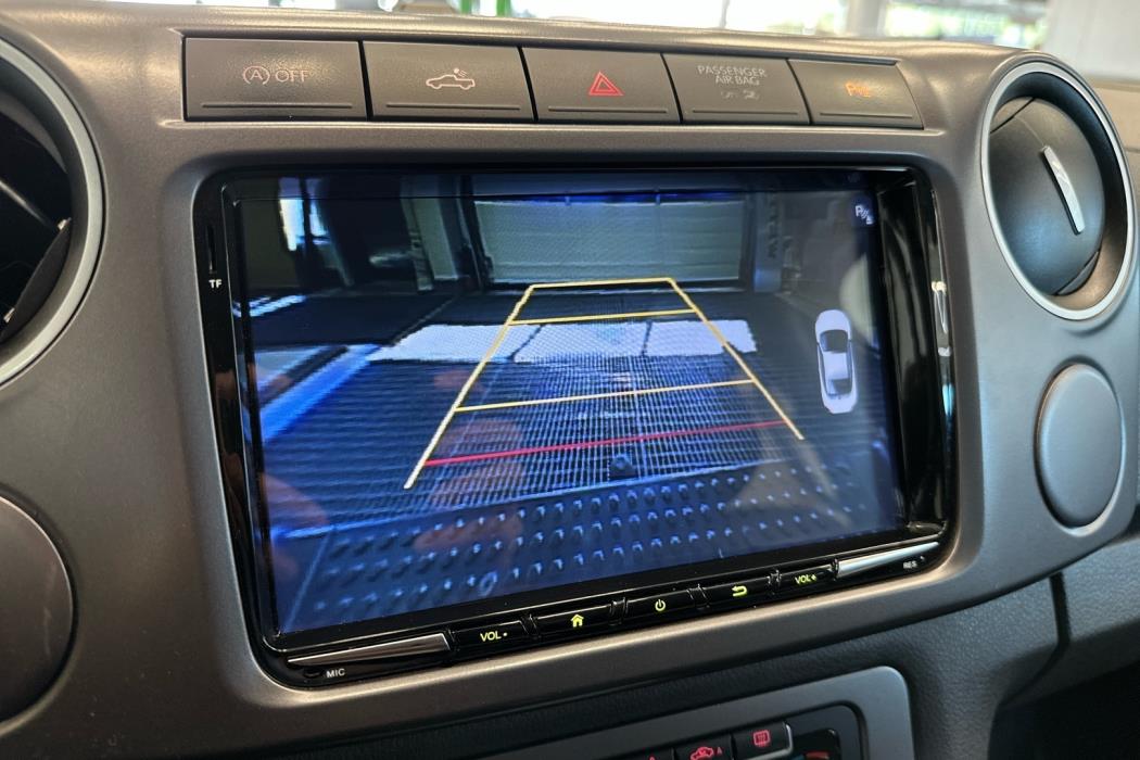 VOLKSWAGEN Amarok 2016