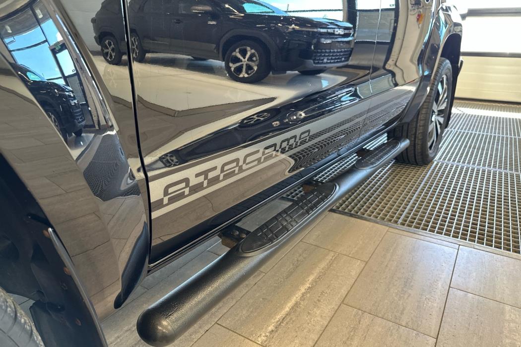 VOLKSWAGEN Amarok 2016